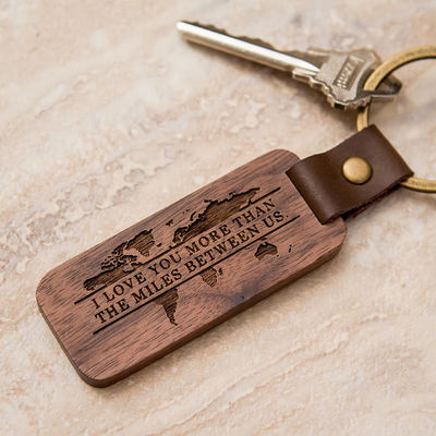 Noix en bois gravée par cadeau fait sur commande de chaîne principale pour le bureau à la maison 4,5 x 1in de voiture