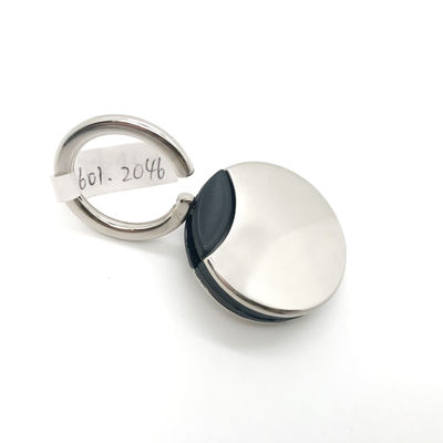 Porte-clés en métal d'argent accessoire de porte-clés élégant et fonctionnel