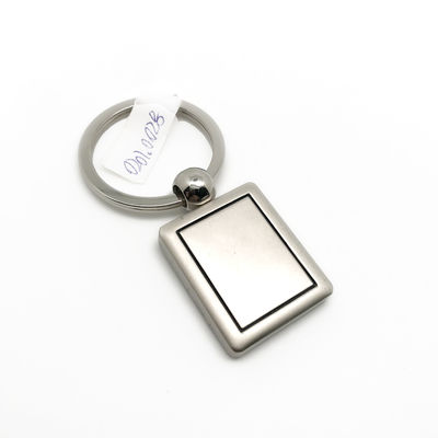 Des porte-clés personnalisés en argent avec une commande minimale de 500