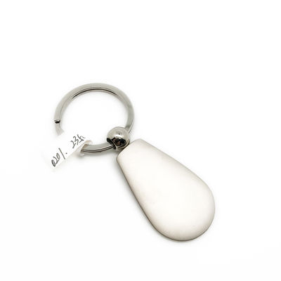 Porte-clés métallique en argent avec logo personnalisé et MOQ 500
