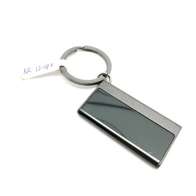 Comme porte-clés photo métallique disponible dans votre budget