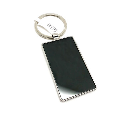 En tant que porte-clés métallique disponible en photo avec logo personnalisé