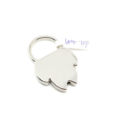 Porte-clés métallique haute performance avec finition en argent durable