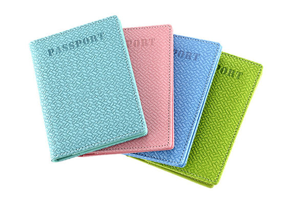 La couverture de passeport d'armure garnissent en cuir la couleur de Pantone de rectangle de portefeuille d'unité centrale