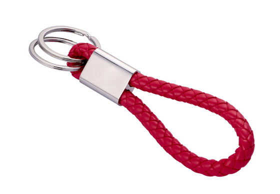 Bon prix Des porte-clés en cuir classiques en différentes couleurs - sur mesure pour vous en ligne