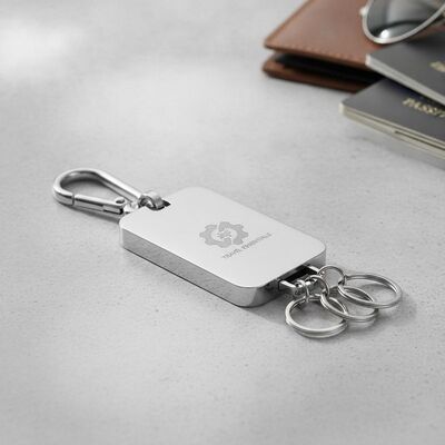 Bon prix Porteur de porte-clés en métal en argent poli Organisateur compact durable Parfait pour les voyages et les articles de première nécessité en ligne