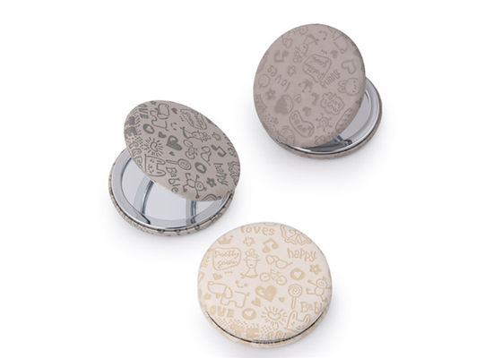 Bon prix Cuir mignon d'unité centrale de modèle de bourse compacte cosmétique de miroir de Debossing en ligne